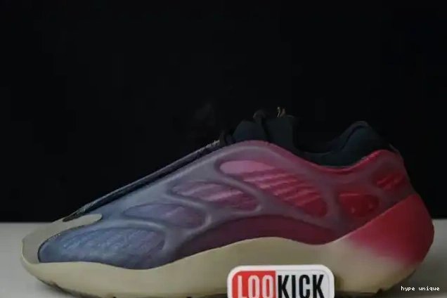 hype Adidas 700 Carbon Yeezy GW1814 Fade V3 0615